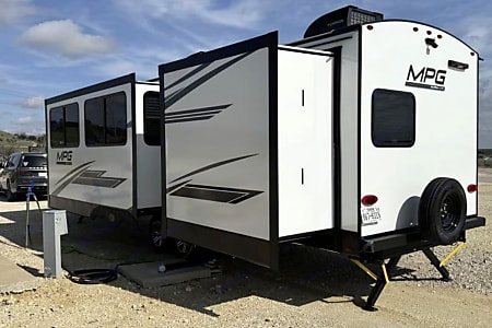 Travel trailer