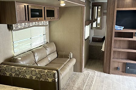 Travel trailer