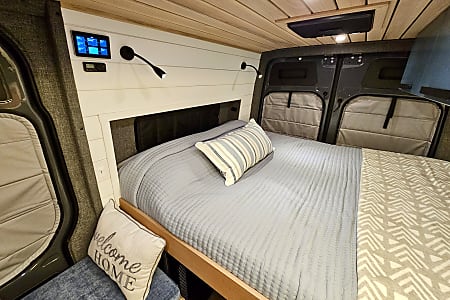 Camper van