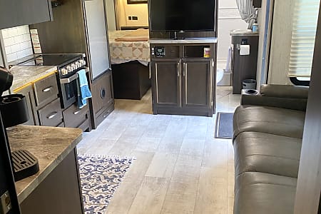 Travel trailer