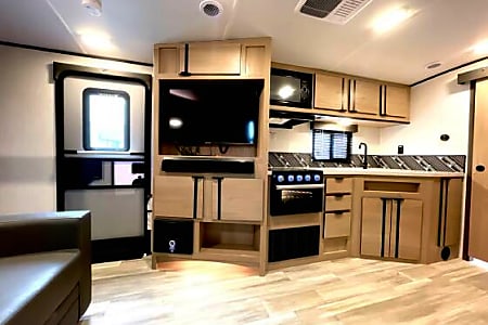 Travel trailer