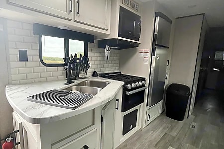 Travel trailer