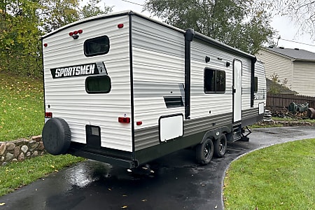 Travel trailer