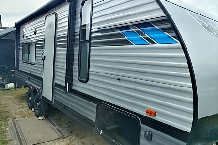 Travel trailer