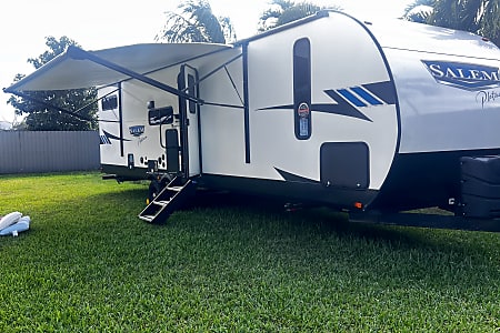 Travel trailer