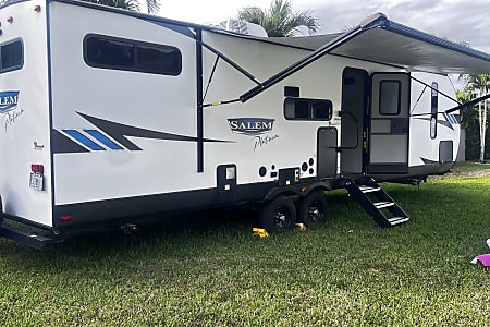 Travel trailer
