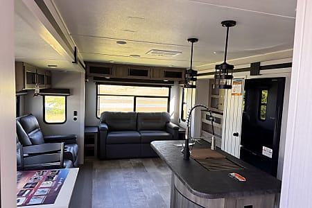 Travel trailer