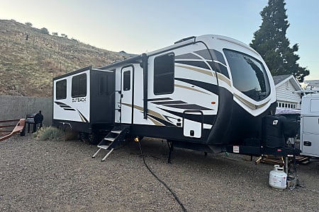 Travel trailer