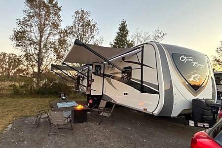 Travel trailer