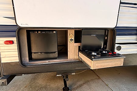 Travel trailer