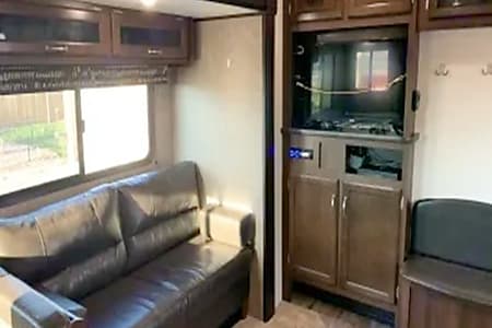 Travel trailer