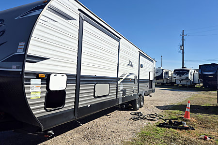 Travel trailer