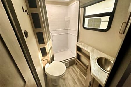 Travel trailer