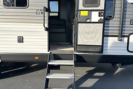 Travel trailer