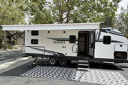Travel trailer