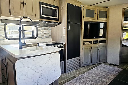 Travel trailer