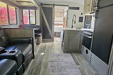 Travel trailer
