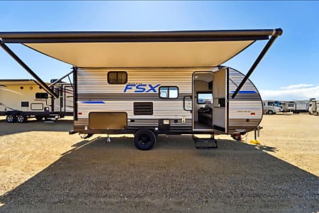 Travel trailer