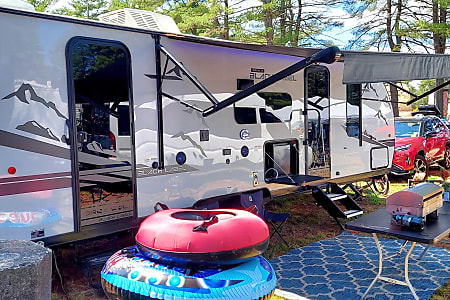Travel trailer