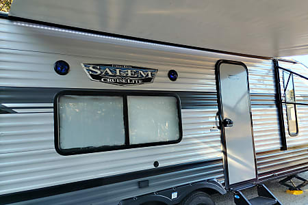 Travel trailer