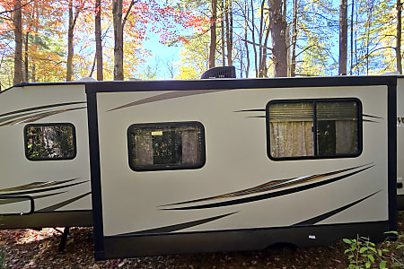 Travel trailer