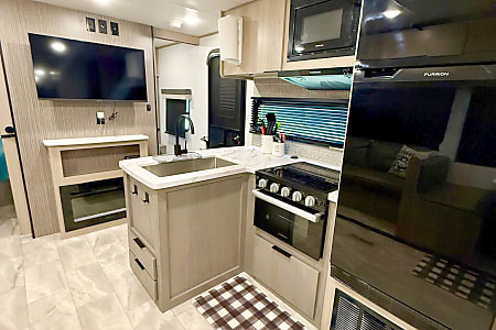 Travel trailer