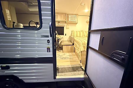 Travel trailer