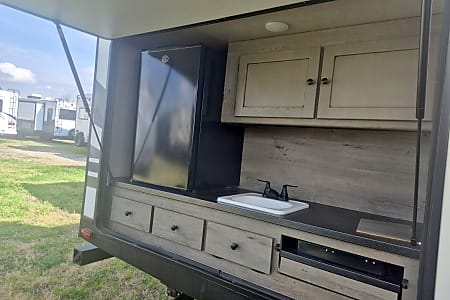 Travel trailer