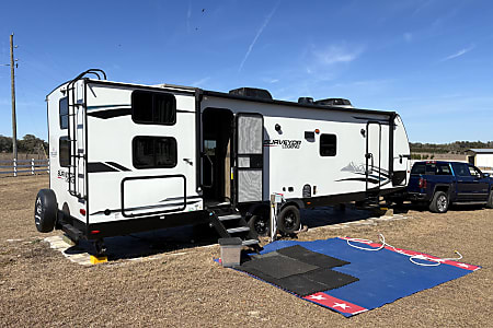 Travel trailer