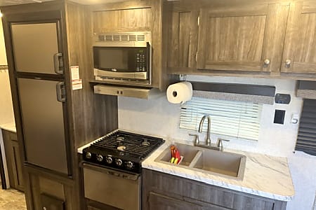 Travel trailer