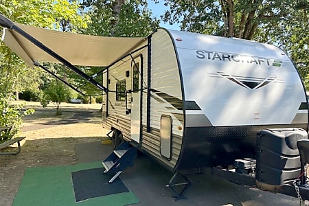Travel trailer