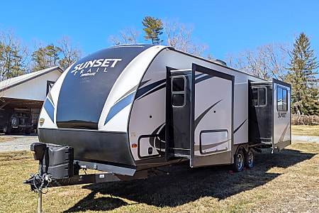 Travel trailer