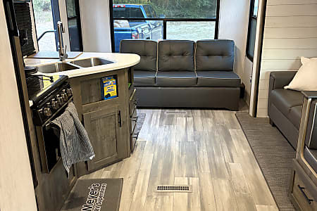 Travel trailer