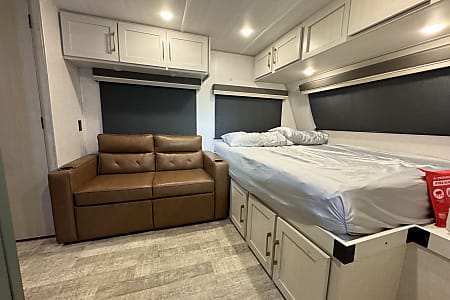 Travel trailer