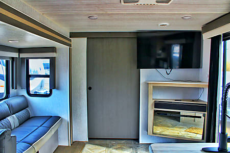 Travel trailer