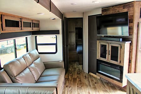 Travel trailer