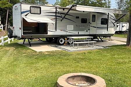 Travel trailer