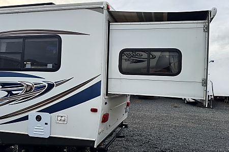 Travel trailer