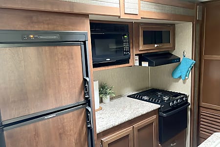 Travel trailer