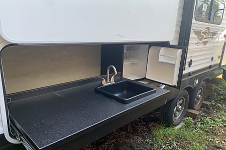 Travel trailer