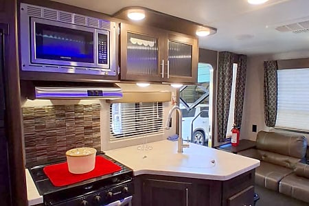Travel trailer