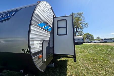 Travel trailer