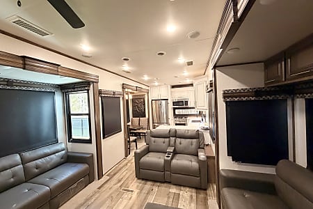 Fifth-wheel