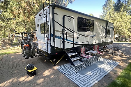 Travel trailer