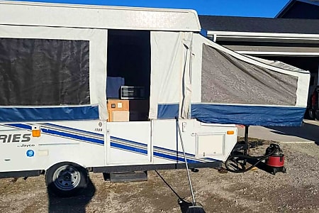 Folding trailer