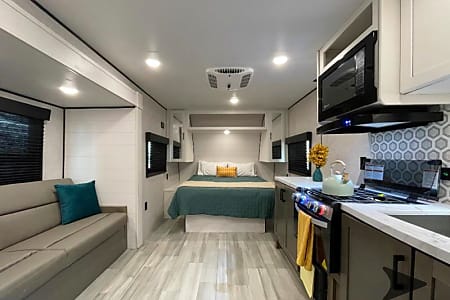 Travel trailer