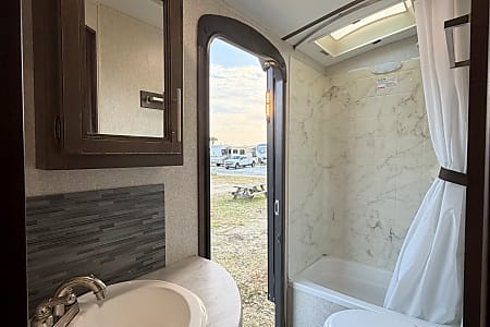 Travel trailer