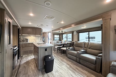 Travel trailer