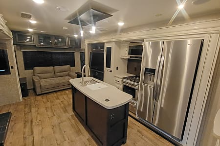 Travel trailer