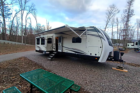 Travel trailer